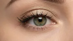 Jak zvýraznit oči bez viditelných čar: průvodce technikou Interlash eyeliner. Perfektní každodenní make-up za 3 minuty!